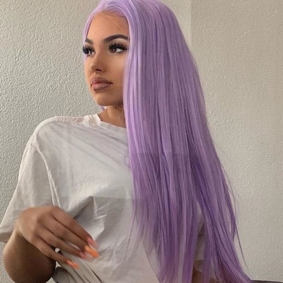- 💫 22” LILAC STRAIGHT LACE FRONT WIG *NEW*
… - Picture 3 of 4